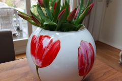 Bolvaas wit rood/rose tulpen
